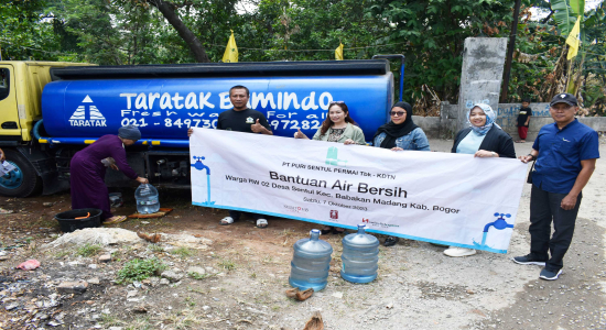 PT Puri Sentul Permai Tbk (KDTN) Memberikan Bantuan Air Bersih Kepada Warga RW 02 Desa Sentul Kecamatan Babakan Madang Kabupaten Bogor